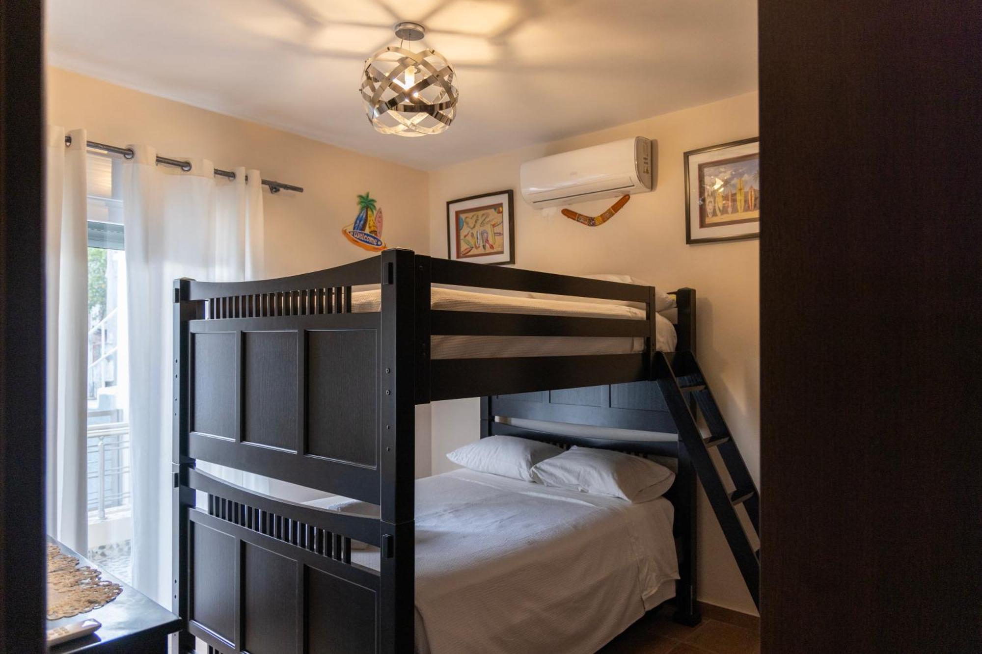 קרפאטוס Limani Lux Apartments חדר תמונה