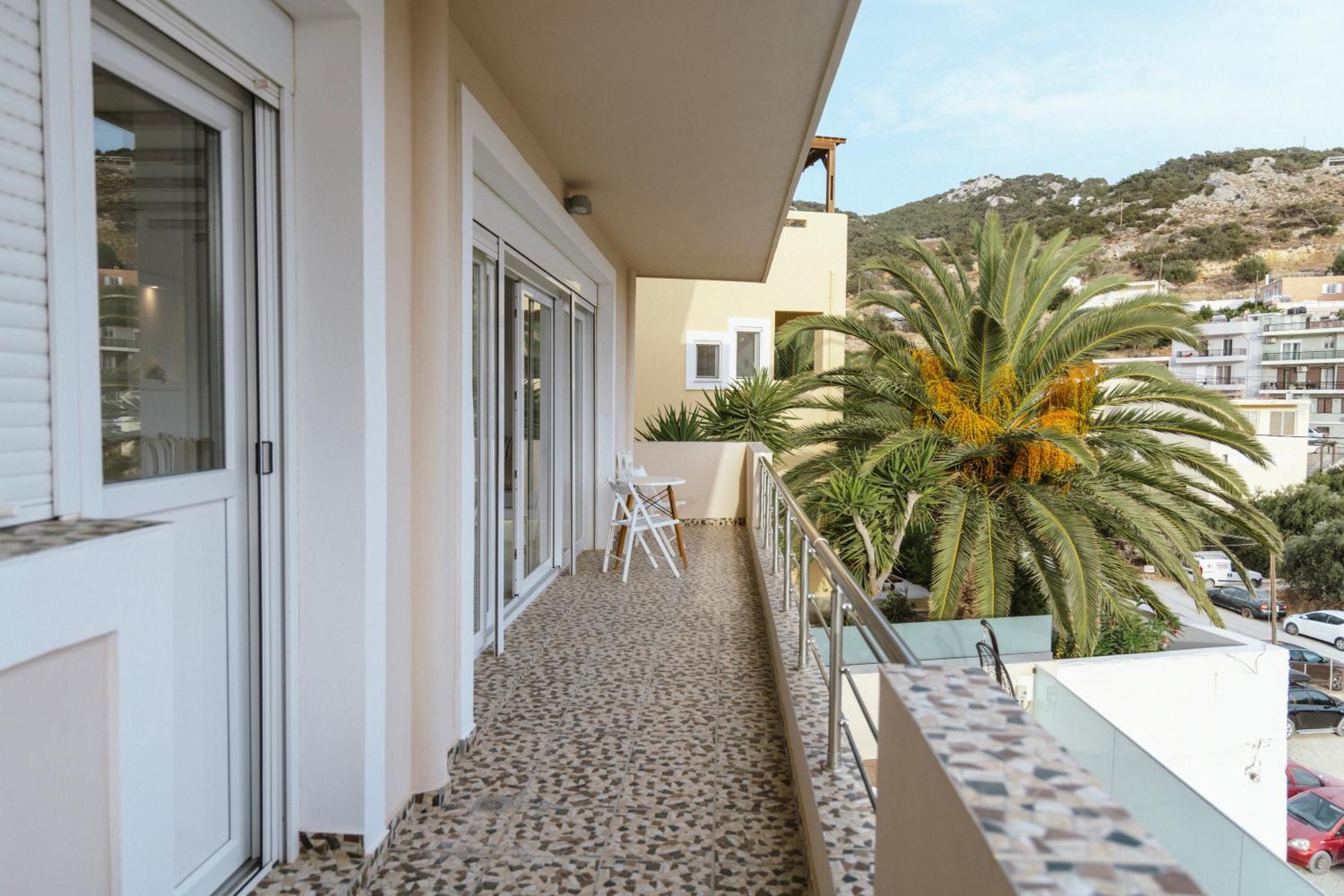 קרפאטוס Limani Lux Apartments מראה חיצוני תמונה